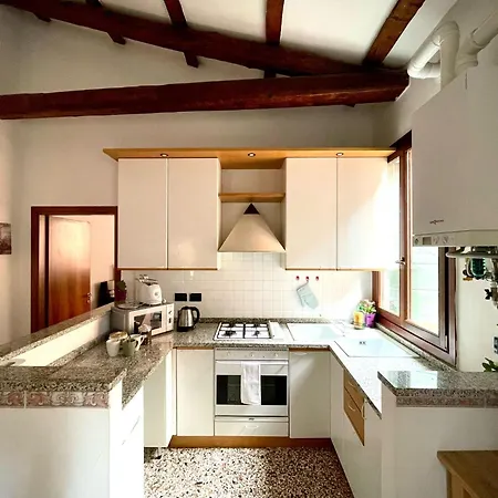 Ve-nice Giuffa C4834