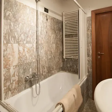 Ve-nice Giuffa C4834 *