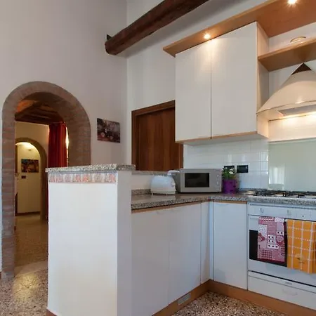 Ve-nice Giuffa C4834 Apartamento Veneza