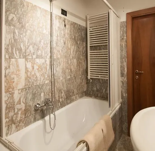 Ve-nice Giuffa C4834 *