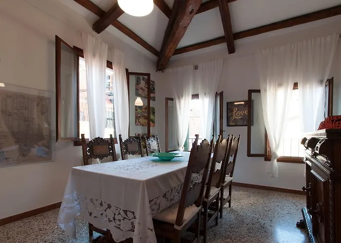 Apartamento Ve-nice Giuffa C4834 Veneza