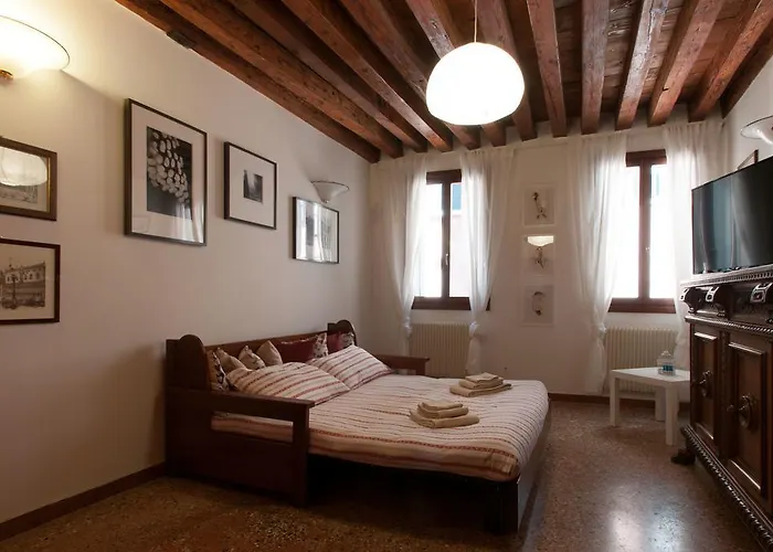 Ve-nice Giuffa C4834